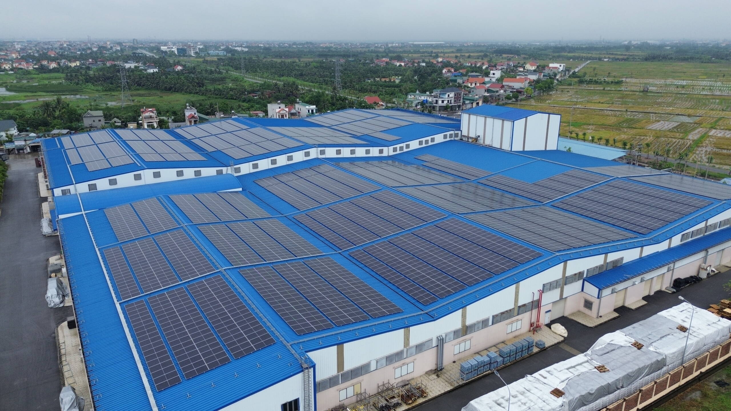 [HẢI PHÒNG ] Lắp đặt điện mặt trời 3,35 MW cho nhà máy bao bì Trung Kiên